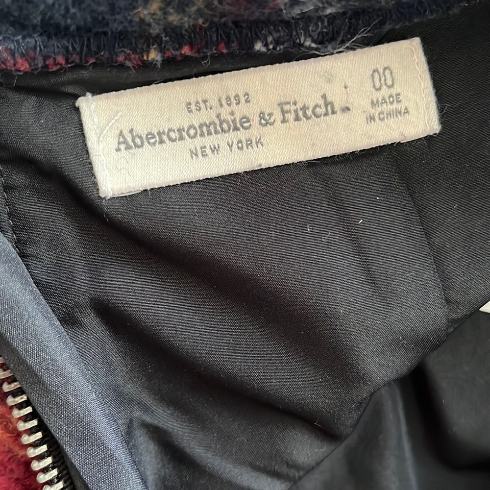 A&F Mini Skirt - Picture 6 of 6